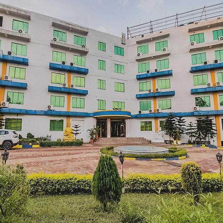 Collection O Panorama Country Club And Resort Rupnarayanpur Eksteriør bilde